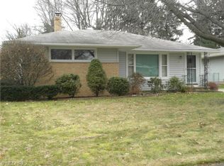 4015 Spencer Rd, Rocky River, OH 44116