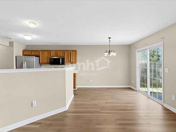 5th image of 4813 Mocha Ln