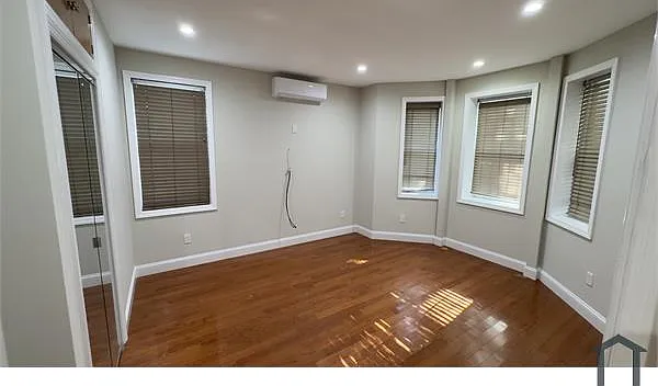 4128 Wickham Ave #2 — Photo 9