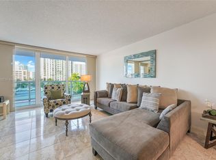 100 Bayview Dr APT 429, Sunny Isles Beach, FL 33160