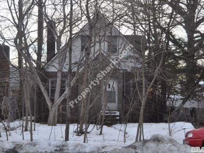 16512 67th Ave, Flushing, NY, 11365