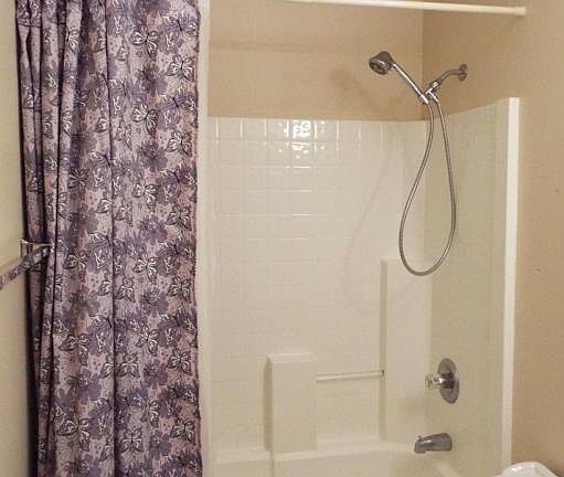 4th image of 10586 Steeplechase Dr