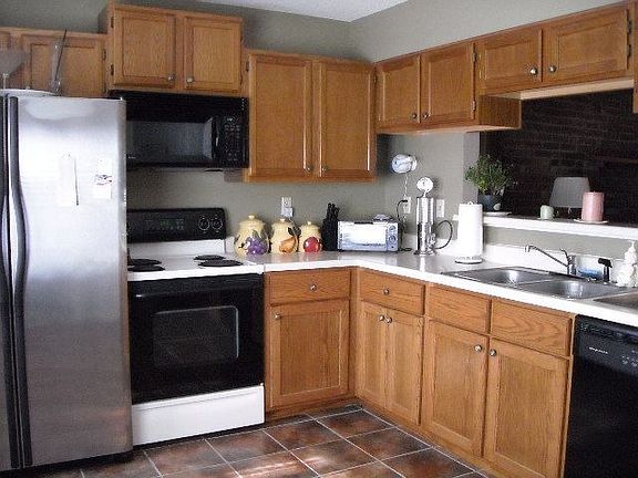 10145 Riggan Dr., Olive Branch, MS 38654