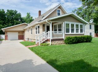 2974 Dudley St, Lincoln, NE 68503