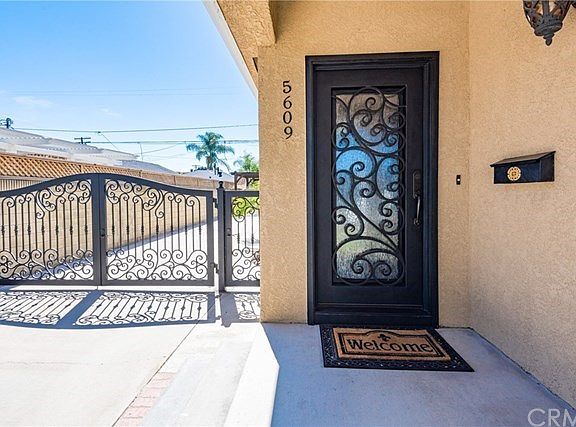 3rd image of 5609 Oliva Ave