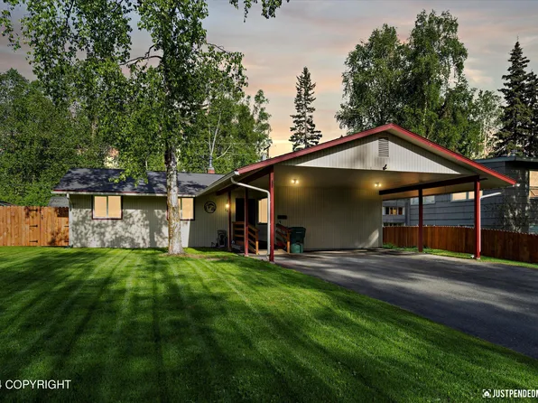 1411 Wolverine St, Anchorage, AK 99504