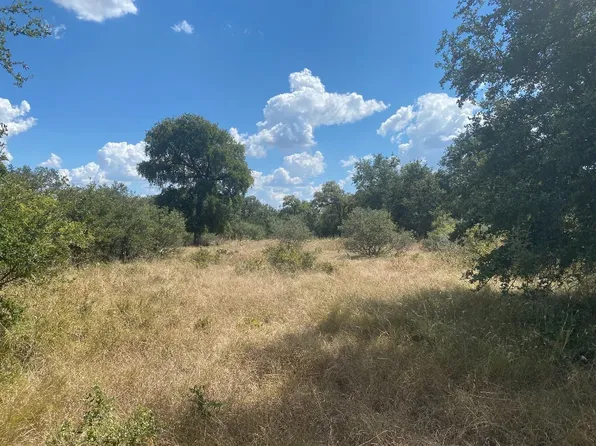 626 Strada Luca, Florence, TX 76527