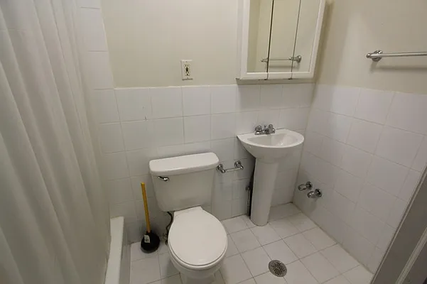 Rented by Natural Habitat Realty | media 15