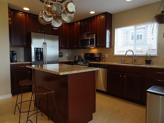 Gorgeous Kitchen with Stainless Steel and Gas Range