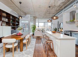 66 Portland St #513, Toronto, ON M5V2M6