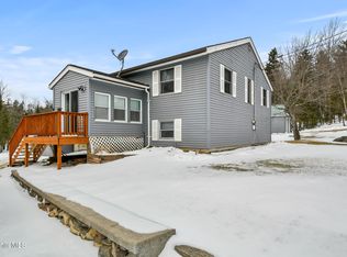 29 North Rd, Peru, MA 01235