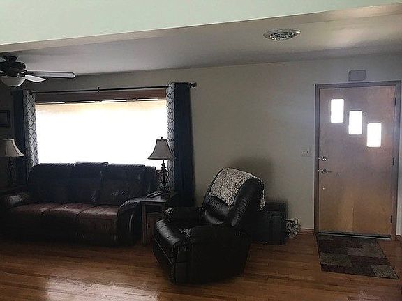 2nd image of 34 Washington Ave