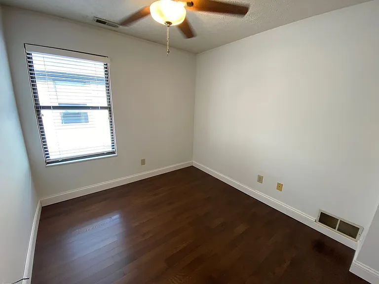 Chittenden Ave 76 MLR — Photo 20