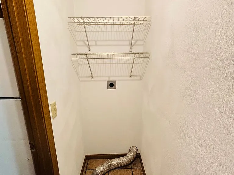 Shadow Ridge Apartments — Photo 34