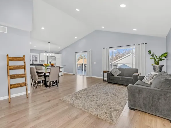 719 Case Ave, Saint Paul, MN 55106