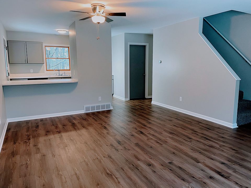1st image of 4286 Eagle Crest Dr