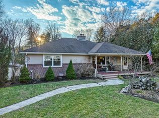 86 Sylvan Ln, Feeding Hills, MA 01030