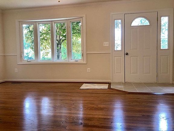 SAND AND FINISH HARDWOODS
