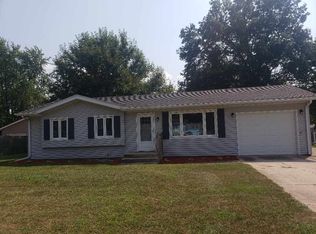 1417 Arvidson Dr, Machesney Park, IL 61115