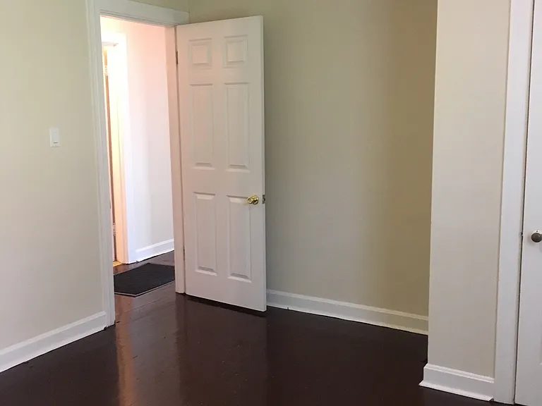 1507 Arling Ave — Photo 2