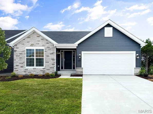 354 Olympic Dr, Gray Summit, MO 63069