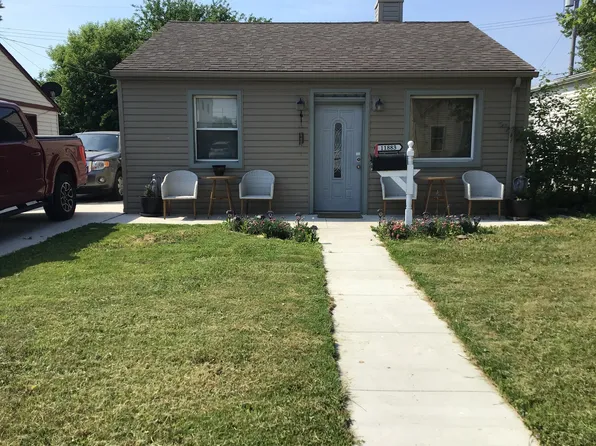 11883 Grant St, Riverview, MI 48193