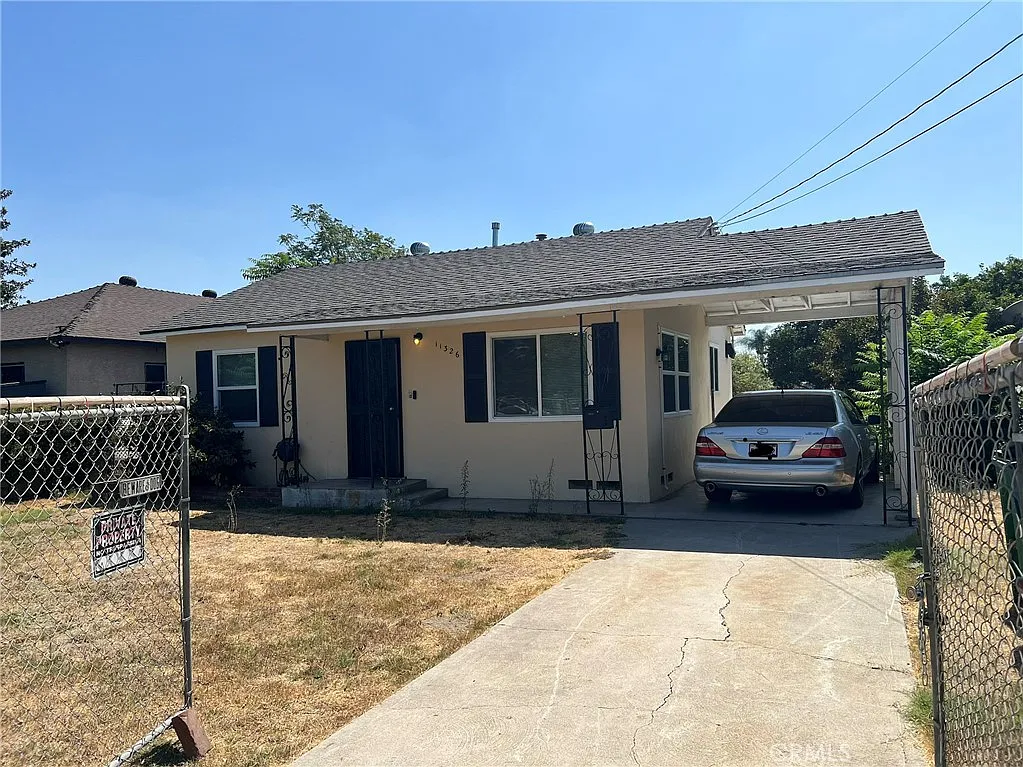 2 bed, 672 sqft, $2,500 — Photo 1