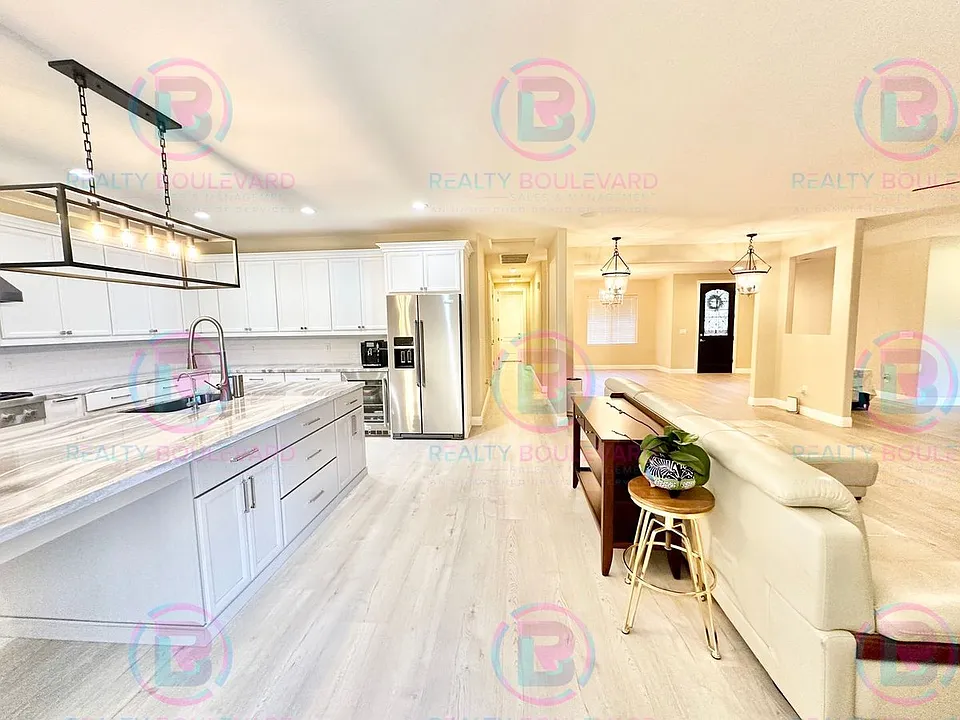 1767 Fairway Hills Trl