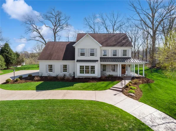 1141 Lauralynn Dr, Latrobe, PA 15650