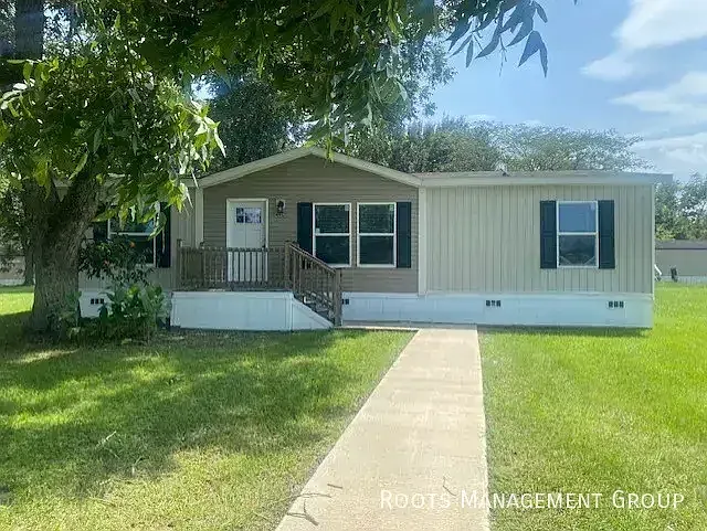 3 Bed 2 Bath Home Available for Lease at Somer MHP - Apply Now! — Photo 1