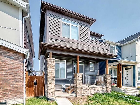 2nd image of 75 S Howse Cres NE