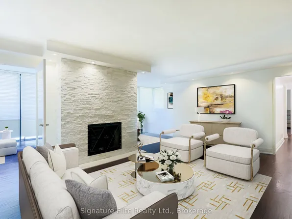 70 Montclair Ave W #203, Toronto, ON M5P 1P7