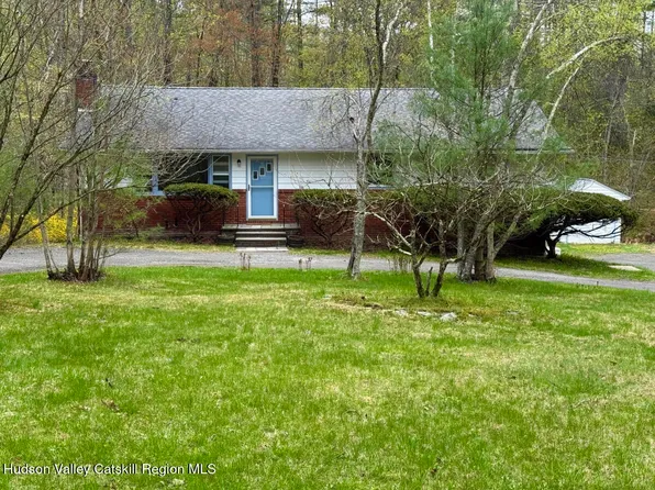 176 W Hurley Road, Woodstock, NY 12498