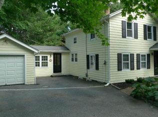 62 E Rocks Rd, Norwalk, CT 06851
