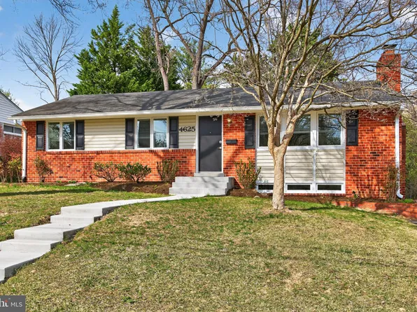 4625 Strathblane Pl, Alexandria, VA 22304