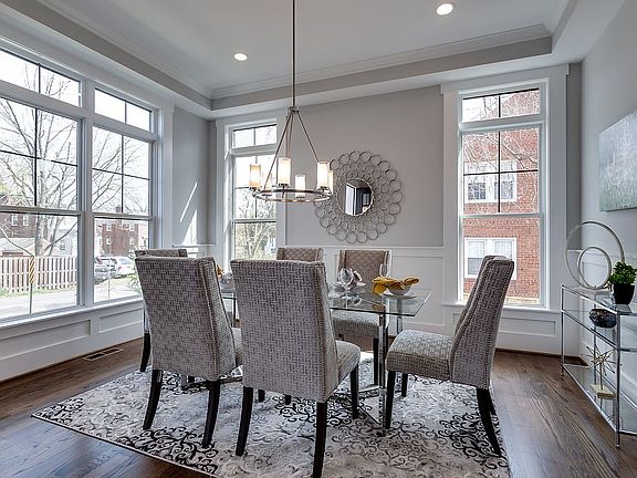 5th image of 536 N Nelson St