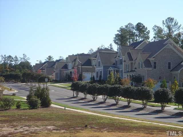 2nd image of 536 Weycroft Grant Dr