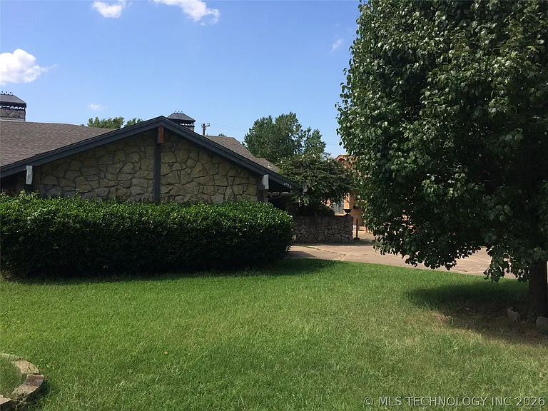 4912 S Knoxville Pl — Photo 32