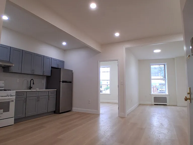 3224 Fulton St #2 — Photo 2