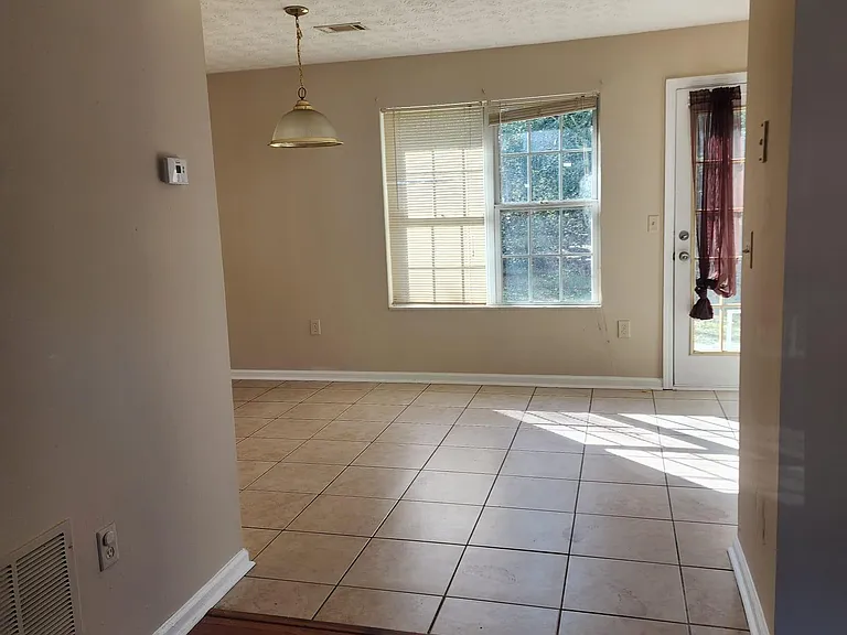 8300 Max Ct — Photo 2