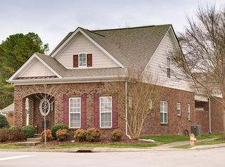2033 Avery Park Dr, Smyrna, TN 37167