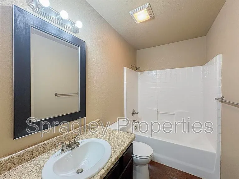 1513 Brady Way — Photo 9