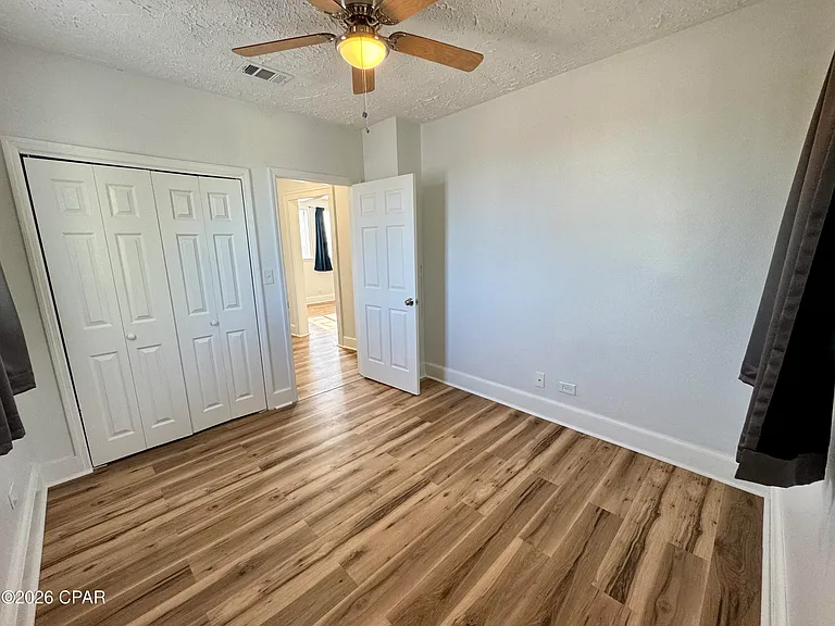 422 Magnolia Ave #4 — Photo 12