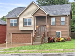 1107 Fuji Ln, Clarksville, TN 37040