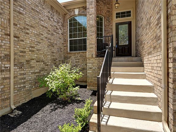 4th image of 5232 Texas Bluebell Dr