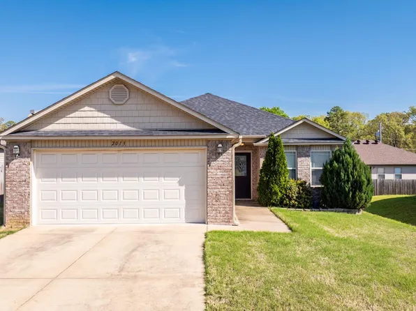 2013 San Luis Blvd, North Little Rock, AR 72118