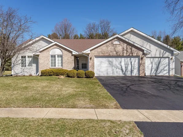 6894 Errol Ct, Cherry Valley, IL 61016