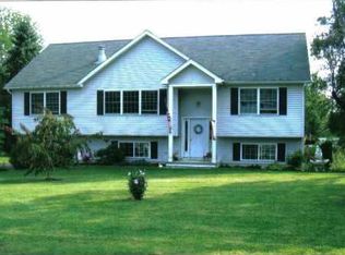 42 Buena Vista Ave, Shawangunk, NY 12589