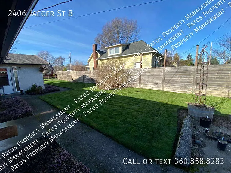 2406 Jaeger St #B — Photo 15