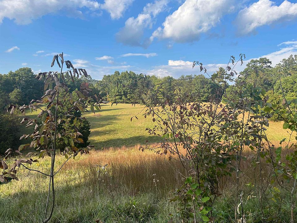2nd image of Centennial Rd